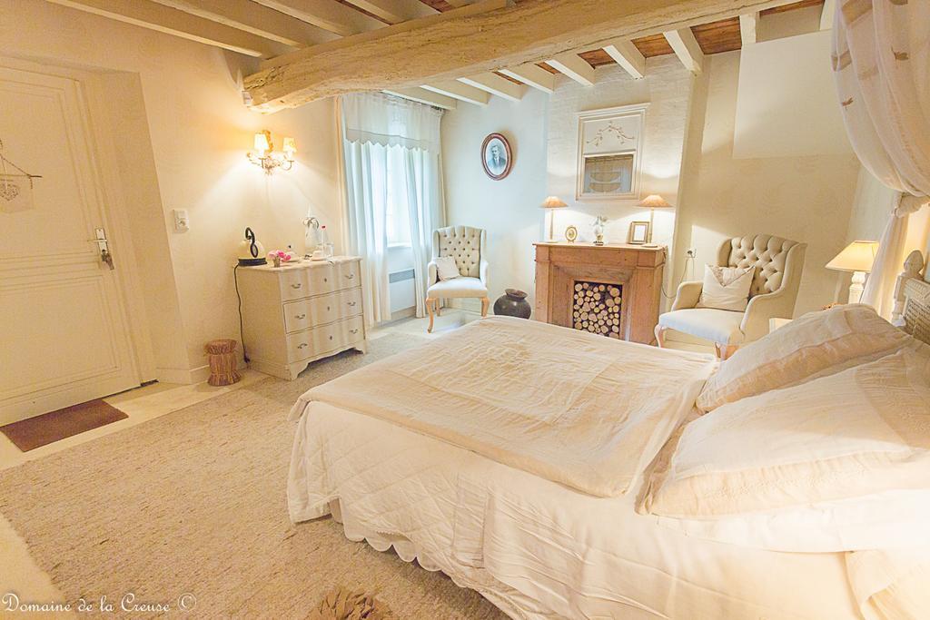 Bed and Breakfast Domaine De La Creuse Moussey  Екстер'єр фото