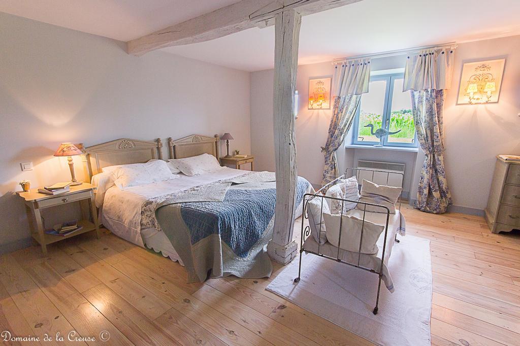 Bed and Breakfast Domaine De La Creuse Moussey  Екстер'єр фото