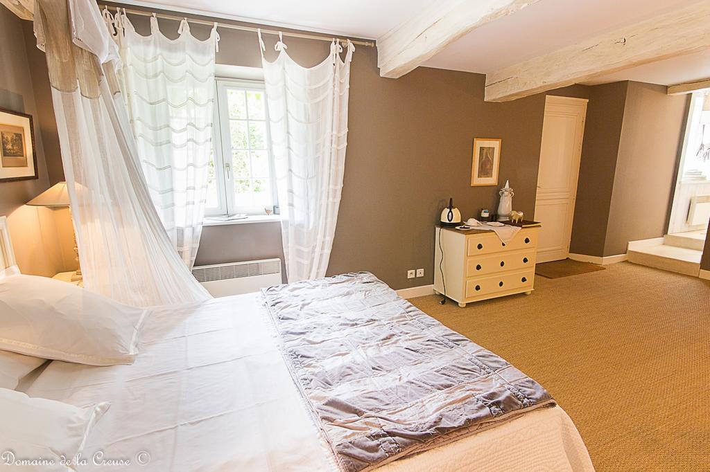 Bed and Breakfast Domaine De La Creuse Moussey  Екстер'єр фото