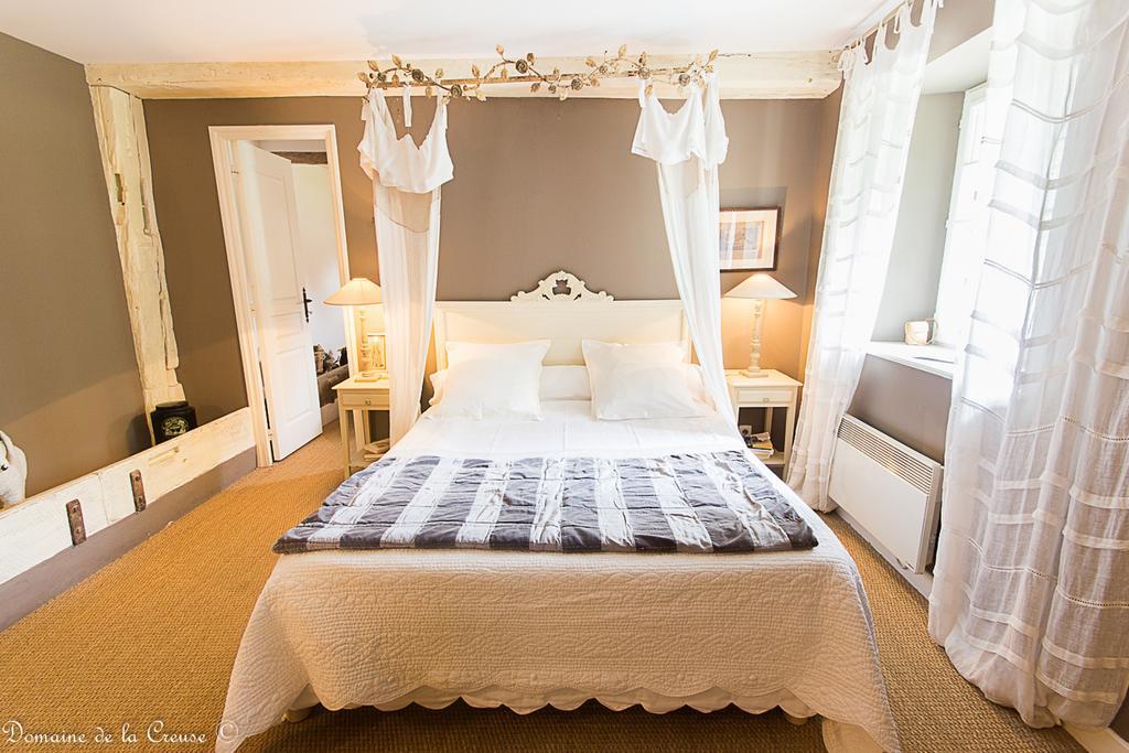 Bed and Breakfast Domaine De La Creuse Moussey  Екстер'єр фото