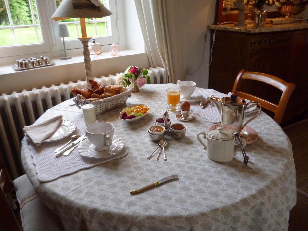 Bed and Breakfast Domaine De La Creuse Moussey  Екстер'єр фото